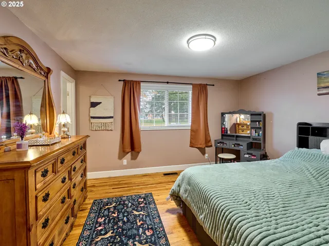 $415,000 | 4570 39th Avenue Northeast, Salem, OR 97305