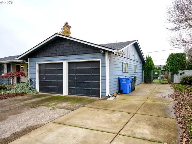 $415,000 | 4570 39th Avenue Northeast, Salem, OR 97305