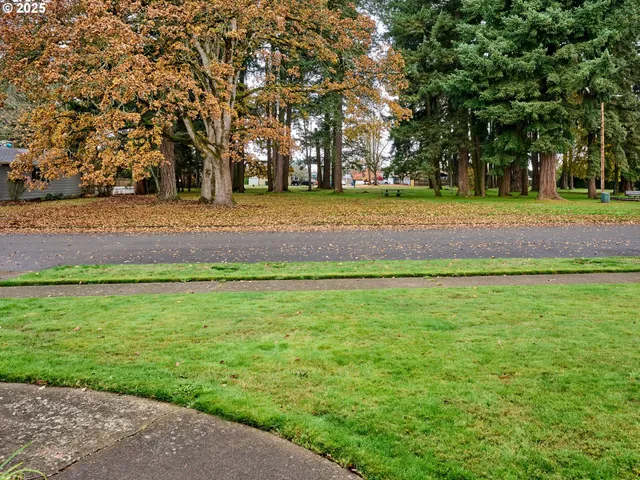 $415,000 | 4570 39th Avenue Northeast, Salem, OR 97305