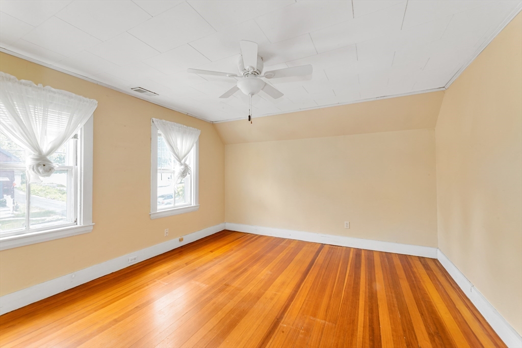 53 Thompson Street Boston, MA 02136 - Photo 18 of 35