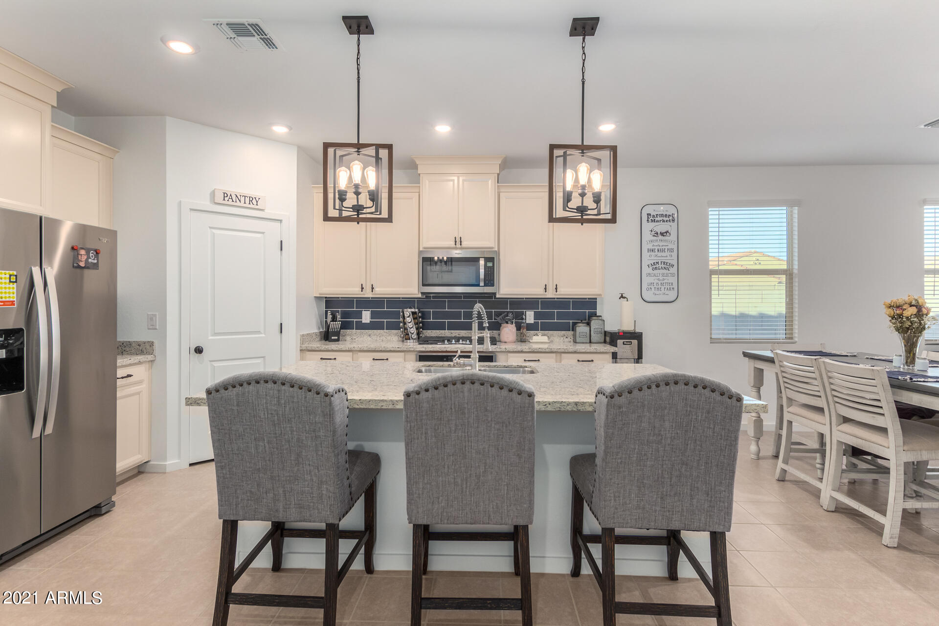 37381 North Azteca Road San Tan Valley, AZ 85140 - Photo 5 of 44 8