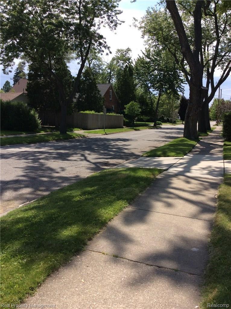 1048 Princeton Road Berkley, MI 48072 - Photo 2 of 12 image (11).jpeg