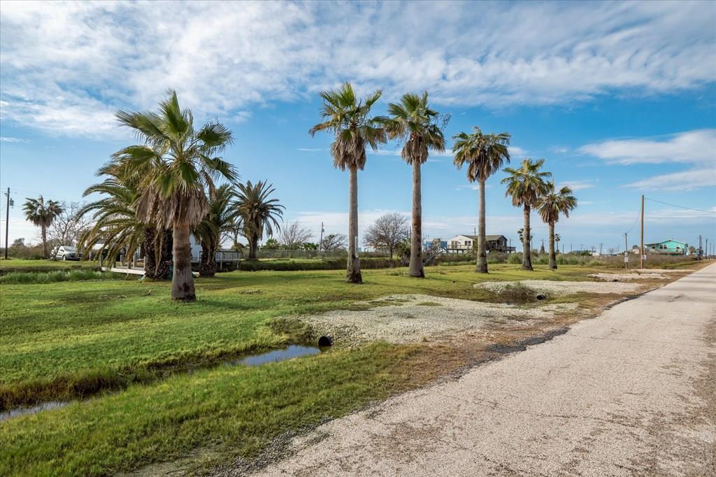1165 Jacks Rd Port North Port Bolivar, TX 77650 - Photo 4 of 18 Gallery Image 4
