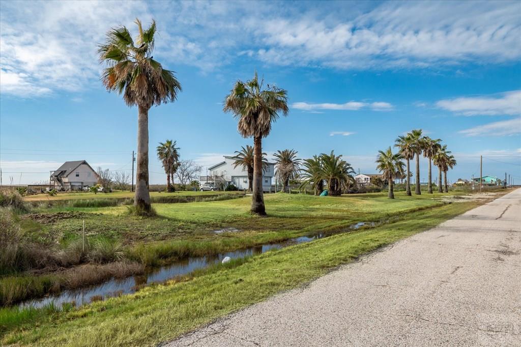 1165 Jacks Rd Port North Port Bolivar, TX 77650 - Photo 5 of 18 Gallery Image 5