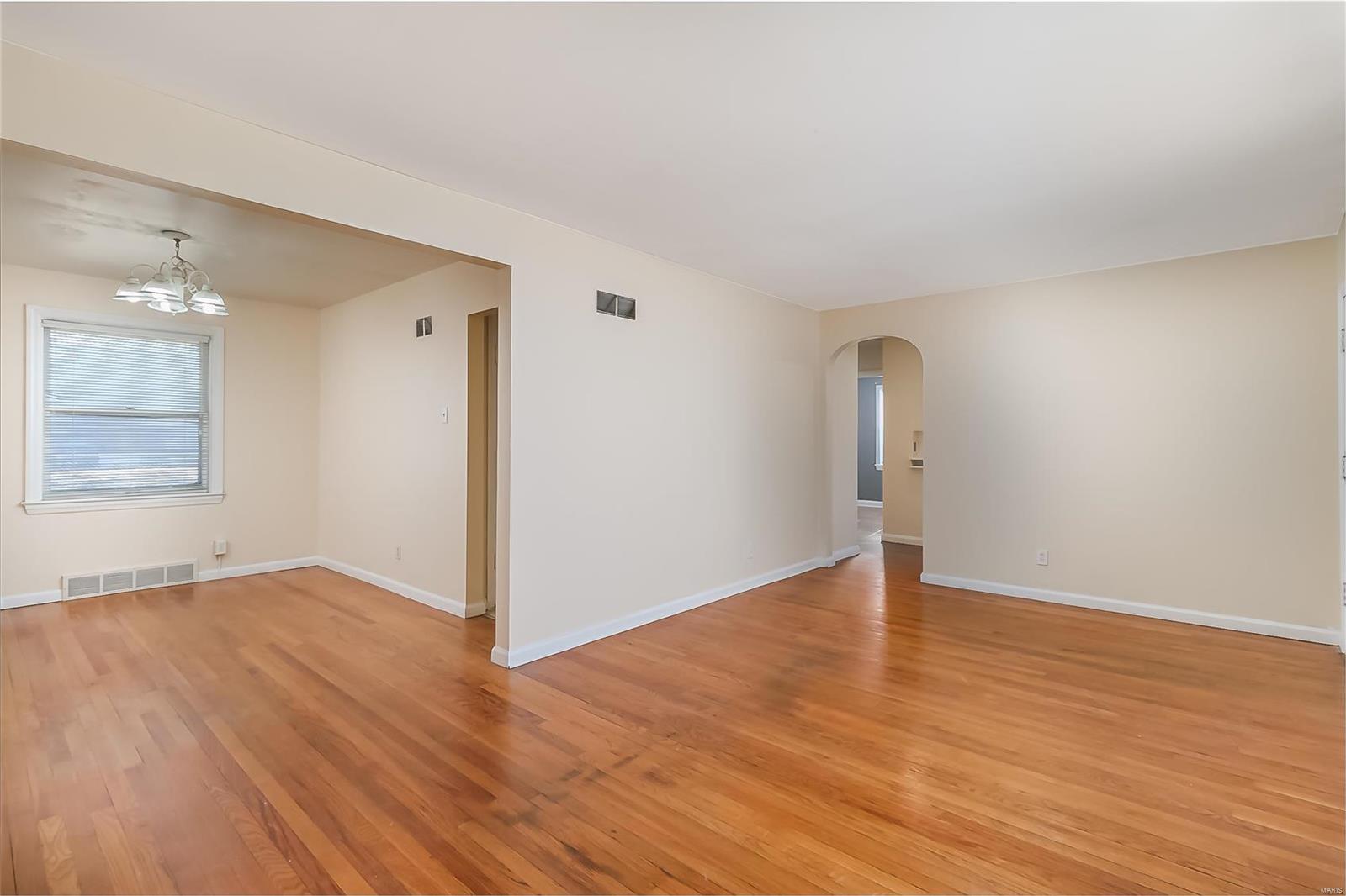 9262 Halls Ferry Road St. Louis, MO 63136 - Photo 11 of 30 Gallery Image 11