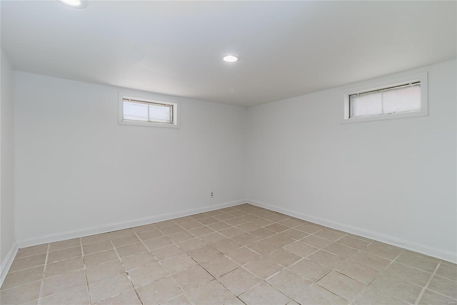 9262 Halls Ferry Road St. Louis, MO 63136 - Photo 25 of 30 Gallery Image 25
