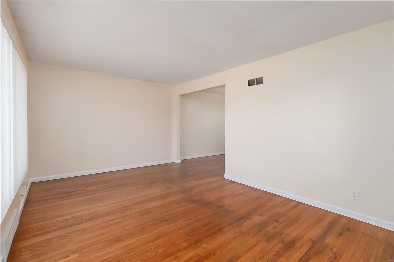 9262 Halls Ferry Road St. Louis, MO 63136 - Photo 8 of 30 Gallery Image 8