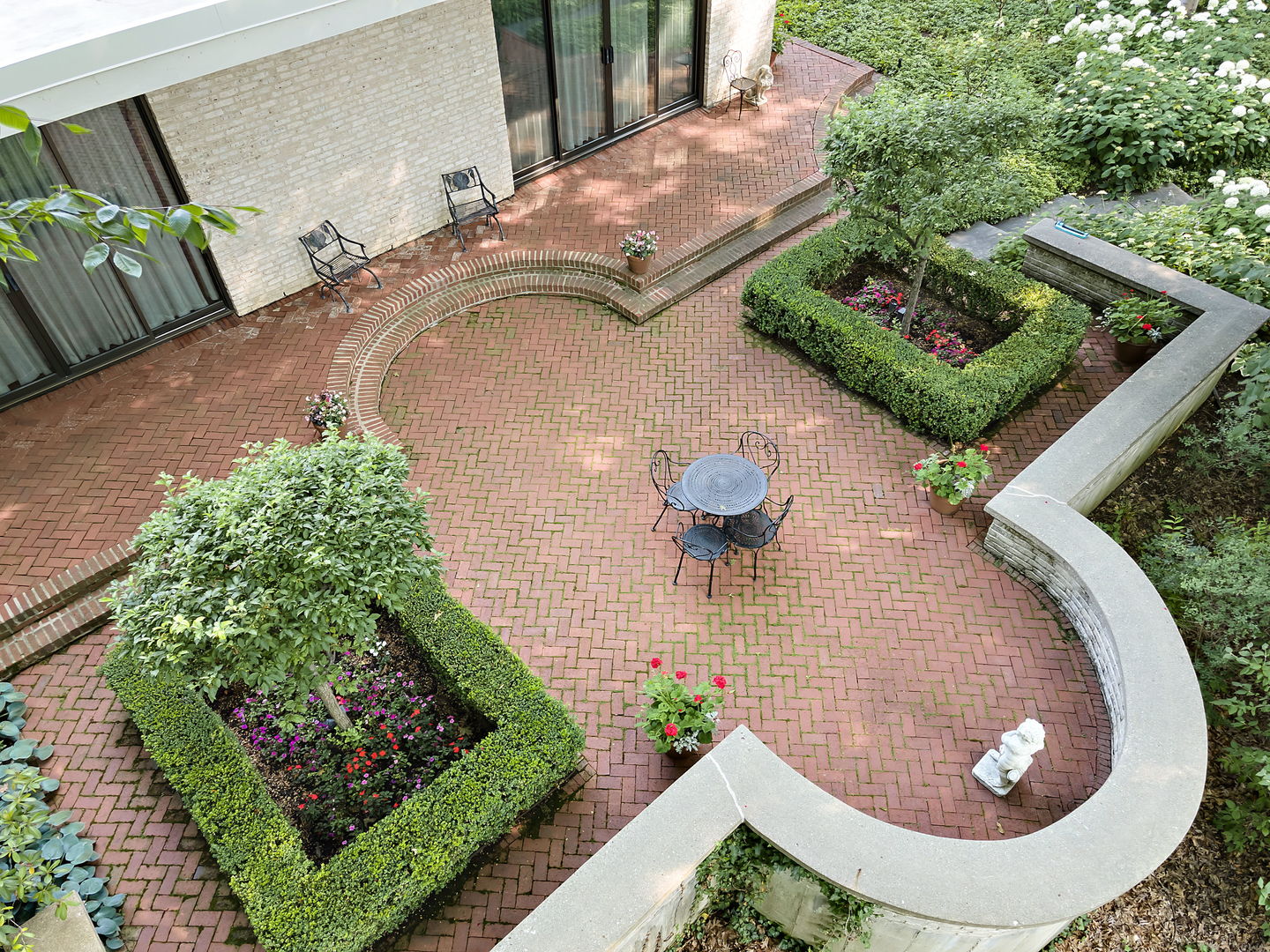 240 Shore Acres Circle Lake Bluff, IL 60044 - Photo 34 of 46