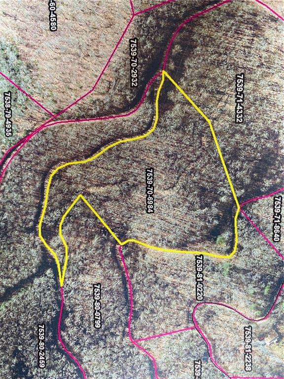 a view of entryway an outdoor space