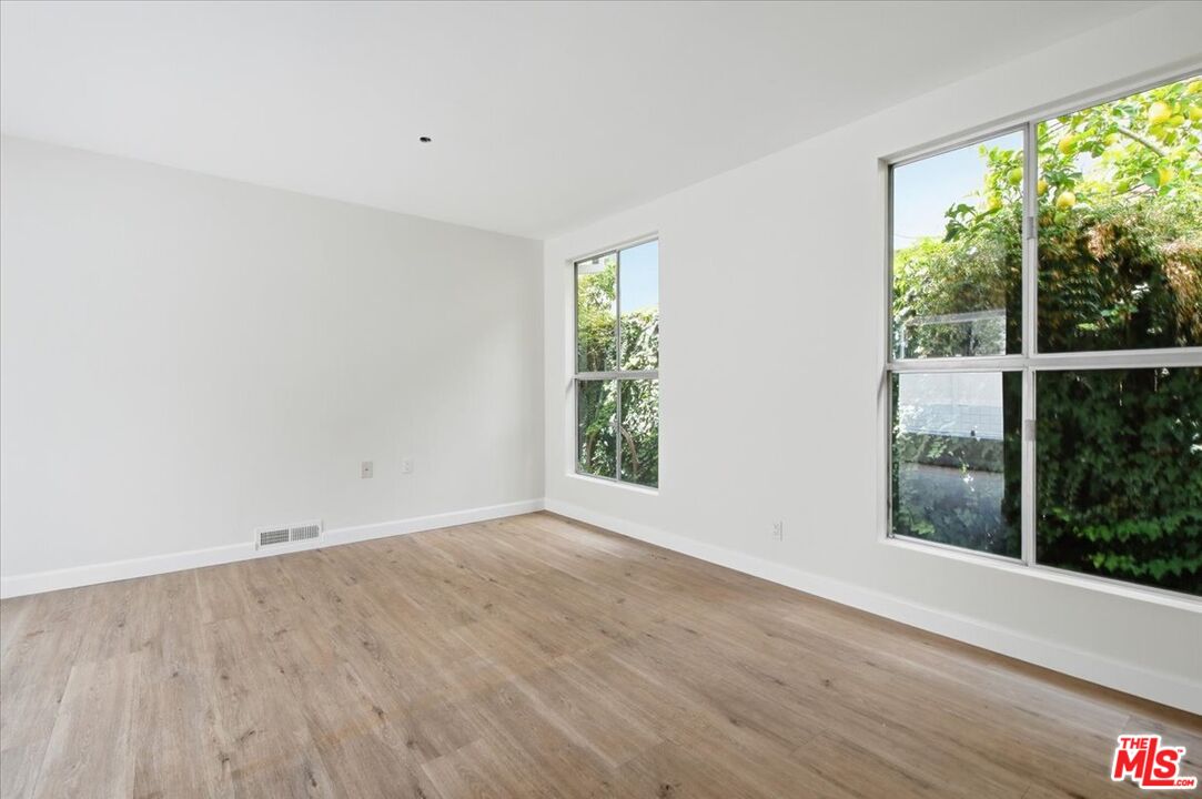 8228 Rees Street Playa del Rey, CA 90293 - Photo 14 of 28