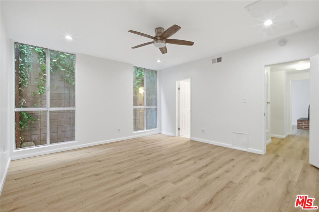 8228 Rees Street Playa del Rey, CA 90293 - Photo 18 of 28