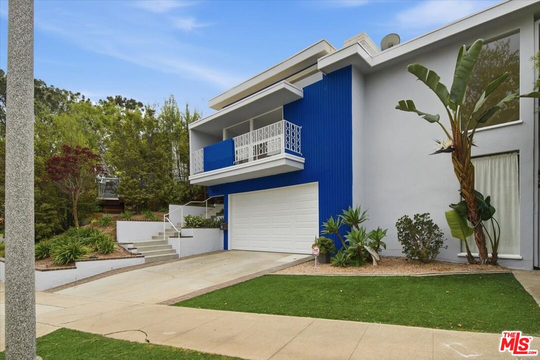 8228 Rees Street Playa del Rey, CA 90293 - Photo 2 of 28