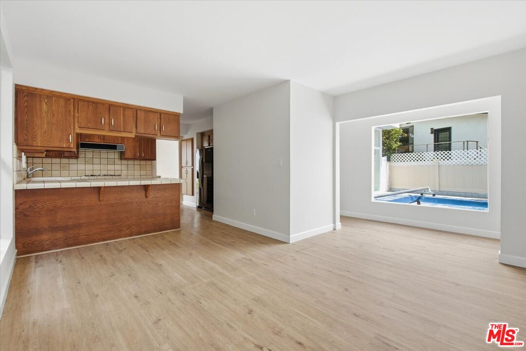8228 Rees Street Playa del Rey, CA 90293 - Photo 9 of 28