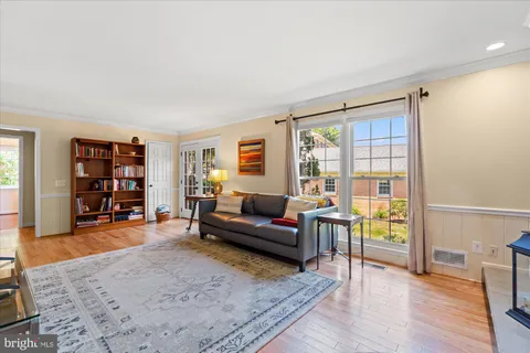 $1,250,000 | 3800 Ridgelea Drive, Fairfax, VA 22031