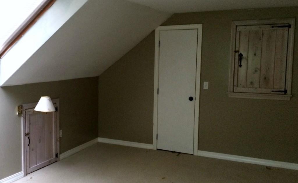 106 Main Street, Unit R Kennebunkport, ME 04046 - Photo 22 of 29 Upstairs bedroom - door leads to...