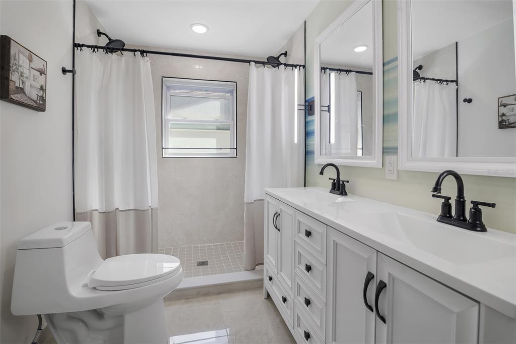 529 East Harding Street Orlando, FL 32806 - Photo 17 of 35