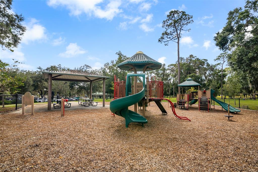 529 East Harding Street Orlando, FL 32806 - Photo 29 of 35