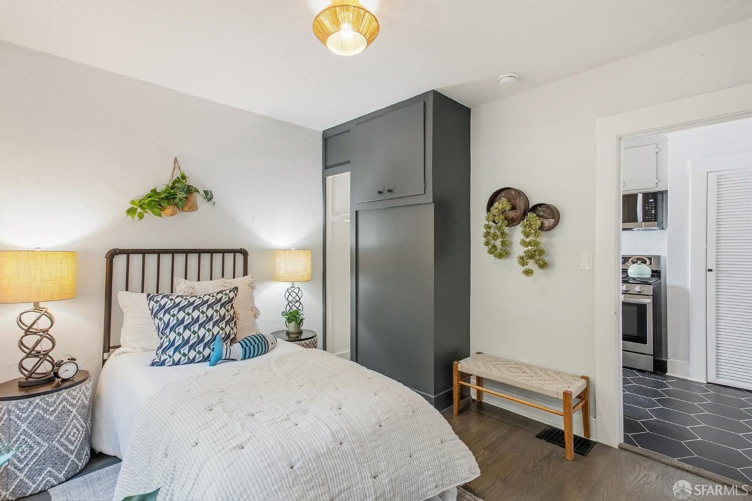 6565 Chabot Road Oakland, CA 94618 - Photo 23 of 46