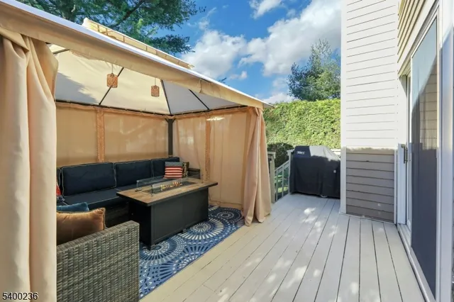 $629,999 | 10 Greenup Court, Unit 10, Wayne, NJ 07470