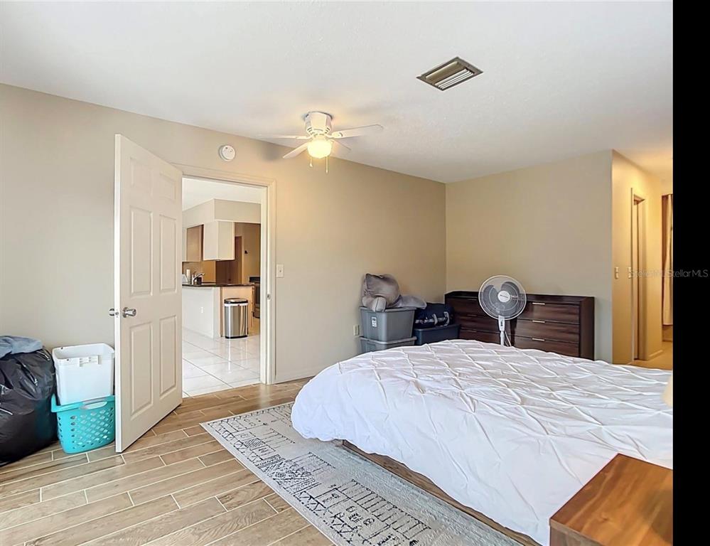 5964 Diana Road Venice, FL 34293 - Photo 18 of 21 Gallery Image 18