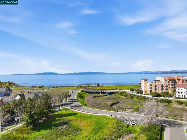 $895,500 | 1084 Avocet Drive, Hercules, CA 94547