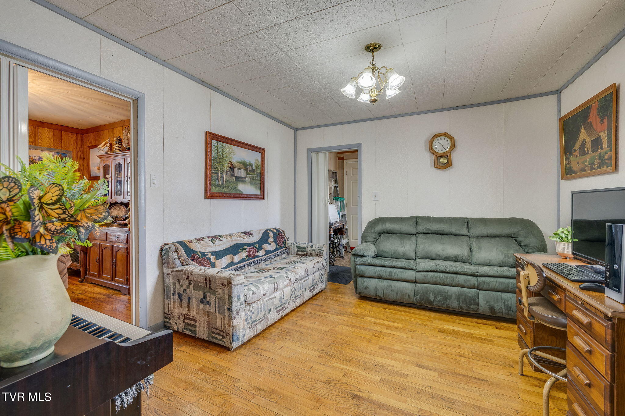 2802 Forest View Road Kingsport, TN 37660 - Photo 12 of 35 013 (9)