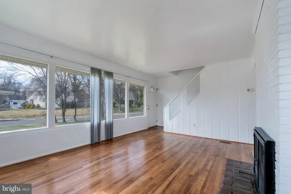 $3,350 | 12901 Ardennes Avenue, Rockville, MD 20851