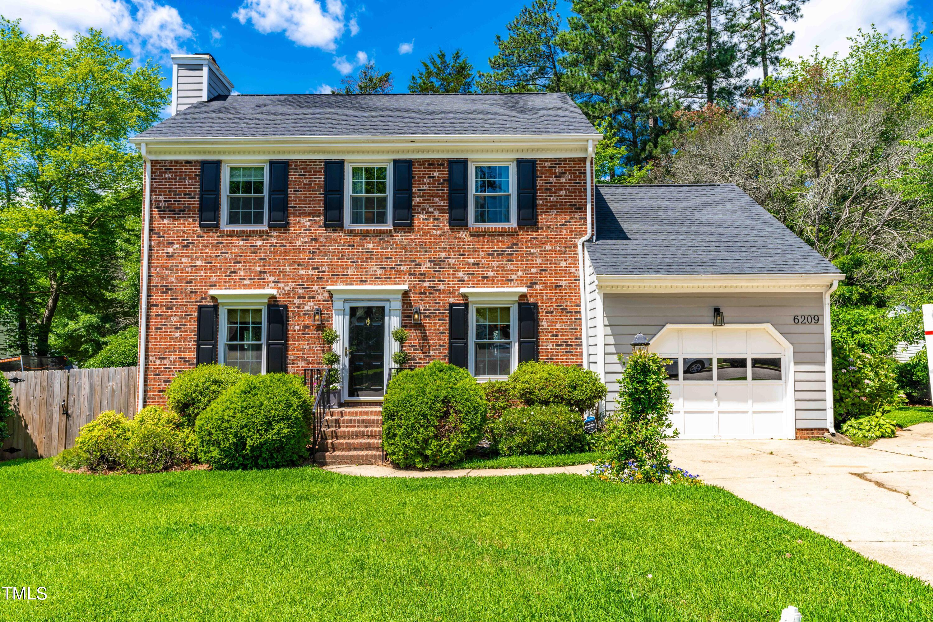 6209 New Market Way Raleigh, NC 27609 - Photo 1 of 19 5422 (1)