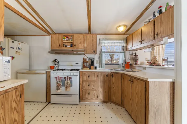 $185,000 | 10650 McLain Street, Parma, MI 49269