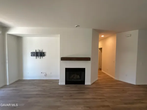 $3,400 | 6126 West Ave K1, Lancaster, CA 93536
