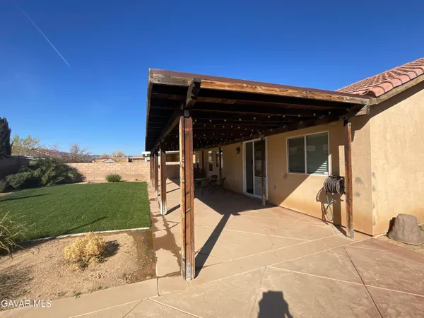 $3,400 | 6126 West Ave K1, Lancaster, CA 93536
