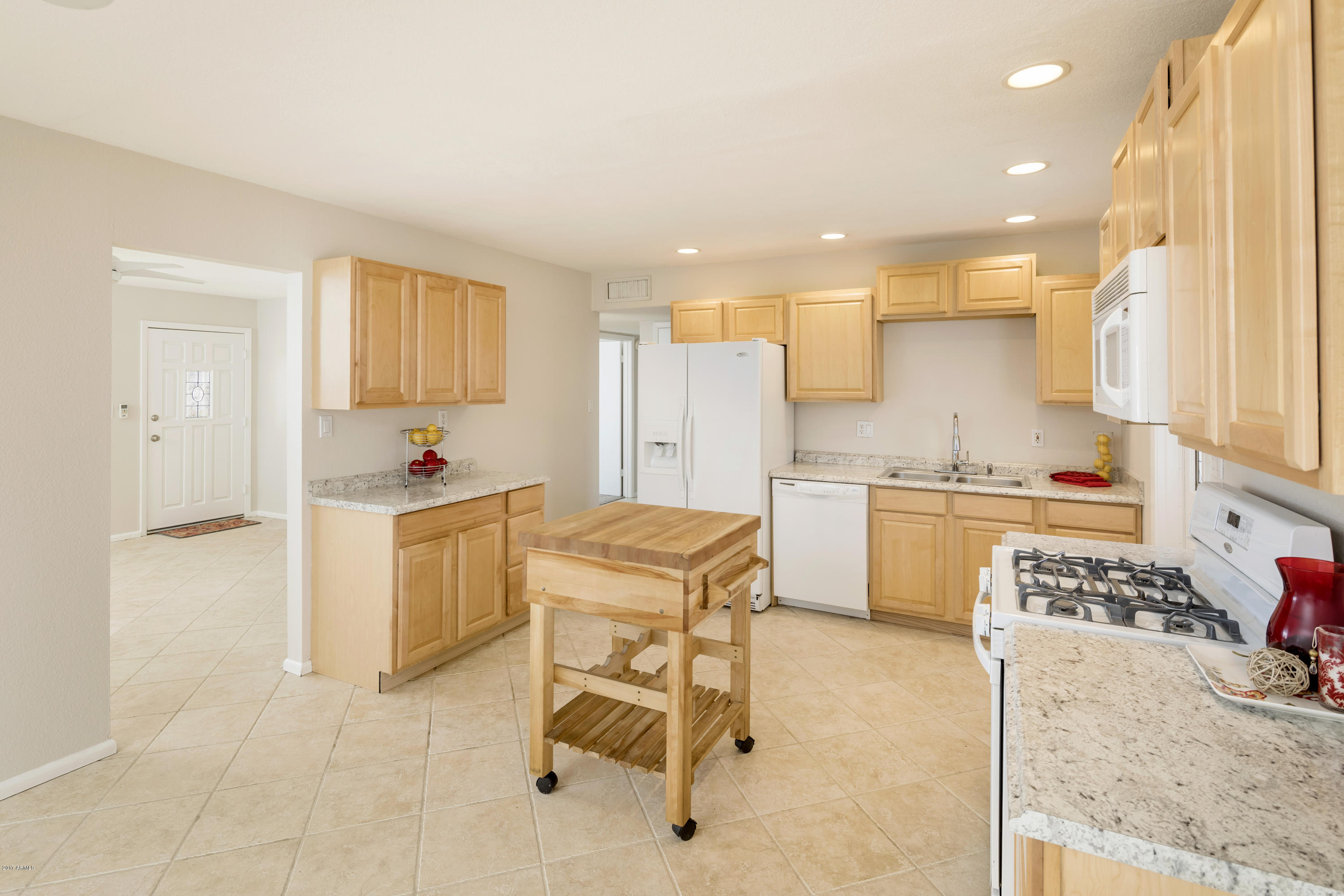 1432 South Roberts Road Tempe, AZ 85281 - Photo 9 of 27 JR_0407