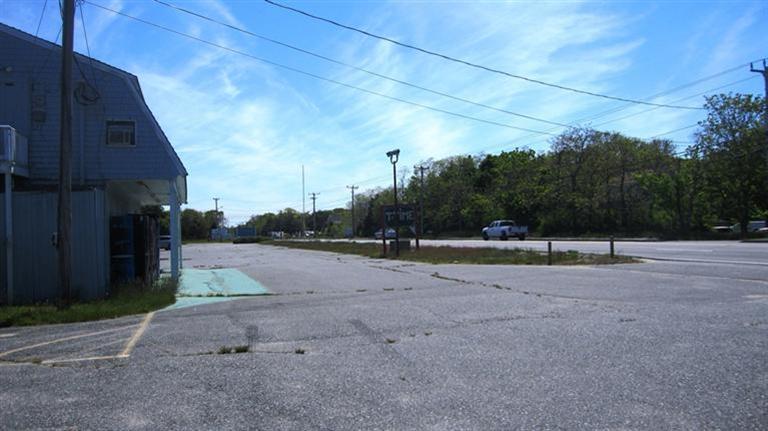 4790 State Highway Eastham, MA 02642 - Photo 4 of 9 a view of a yard
