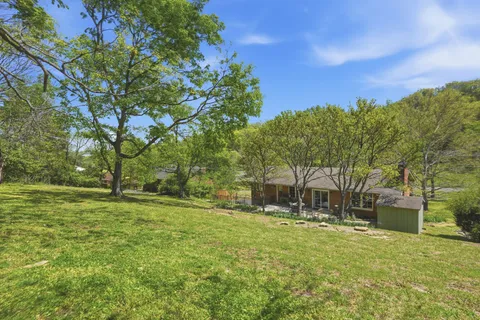 $960,000 | 815 Rodney Drive, Nashville, TN 37205