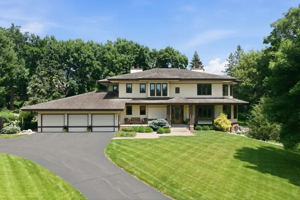 $2,250,000 | 28010 Boulder Bridge Drive, Excelsior, MN 55331
