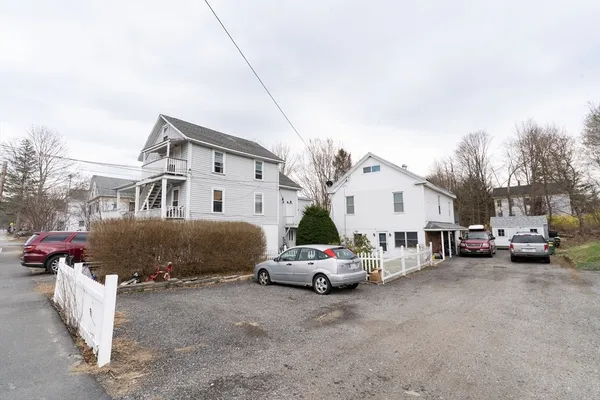 $499,900 | 15-17 Central Street, Brookfield, MA 01506