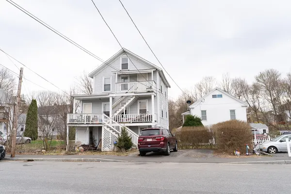 $499,900 | 15-17 Central Street, Brookfield, MA 01506