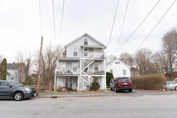 $499,900 | 15-17 Central Street, Brookfield, MA 01506