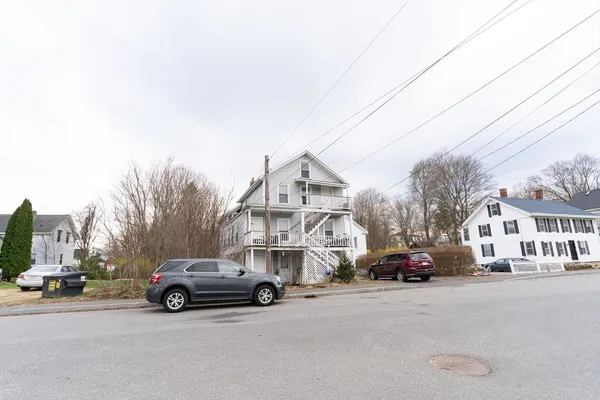 $499,900 | 15-17 Central Street, Brookfield, MA 01506