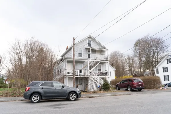 $499,900 | 15-17 Central Street, Brookfield, MA 01506