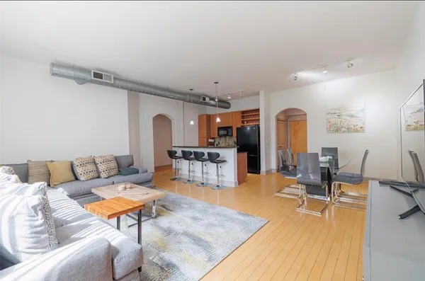 $1,700 | 1901 Post Oak Boulevard, Unit 3205, Houston, TX 77056