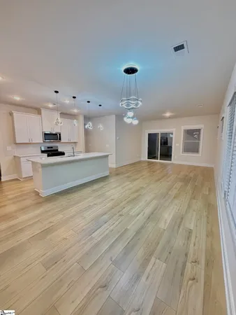 $2,350 | 15 Brayfield Trail, Greenville, SC 29607