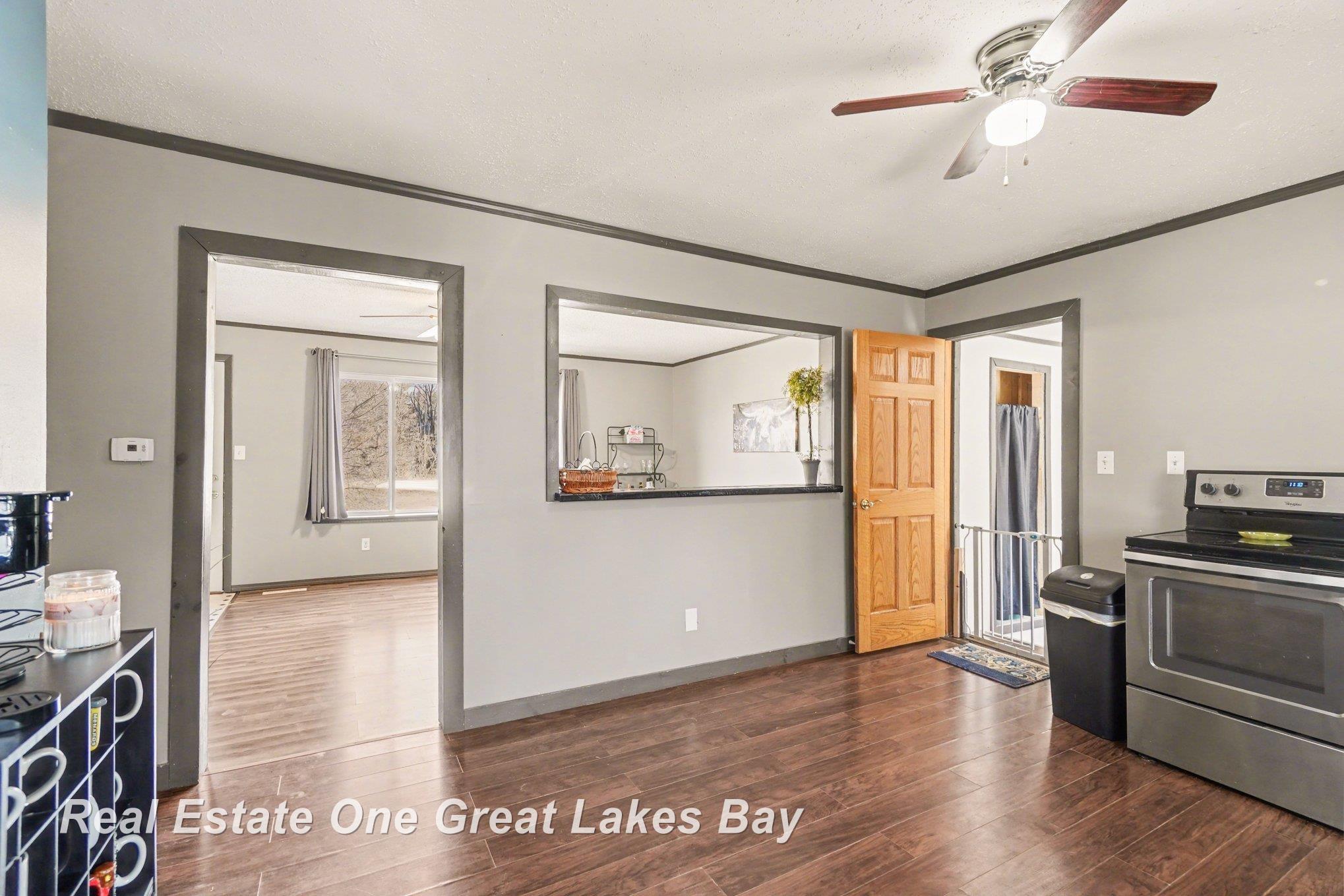 1005 Conrad Road Standish, MI 48658 - Photo 7 of 26