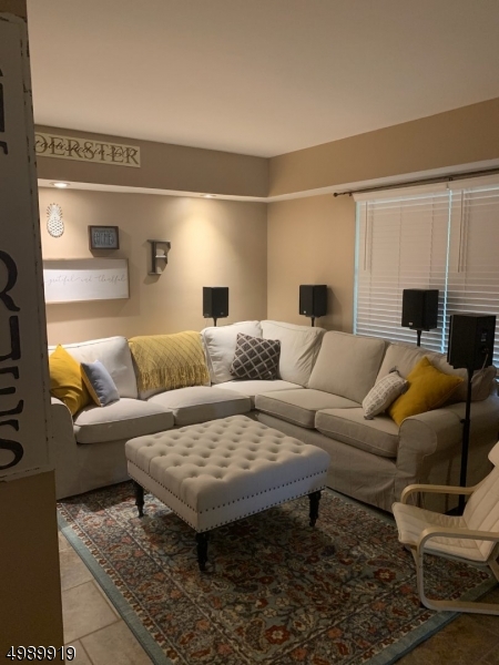 18 Sutton Road Hopatcong, NJ 07843 - Photo 7 of 21