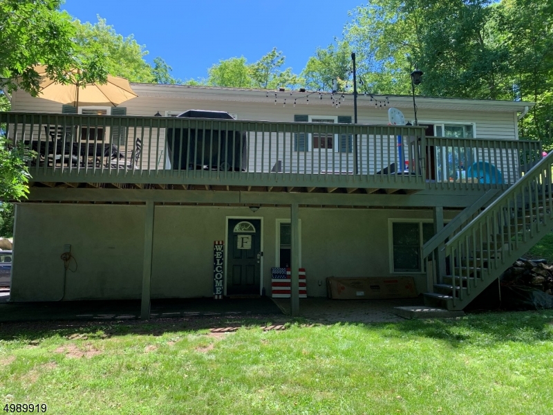 18 Sutton Road Hopatcong, NJ 07843 - Photo 8 of 21