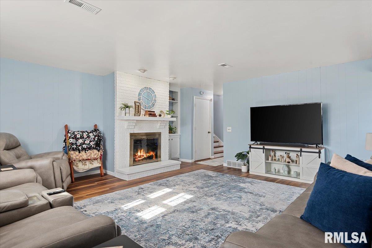 2721 Delaware Drive Springfield, IL 62702 - Photo 25 of 34 Gallery Image 25