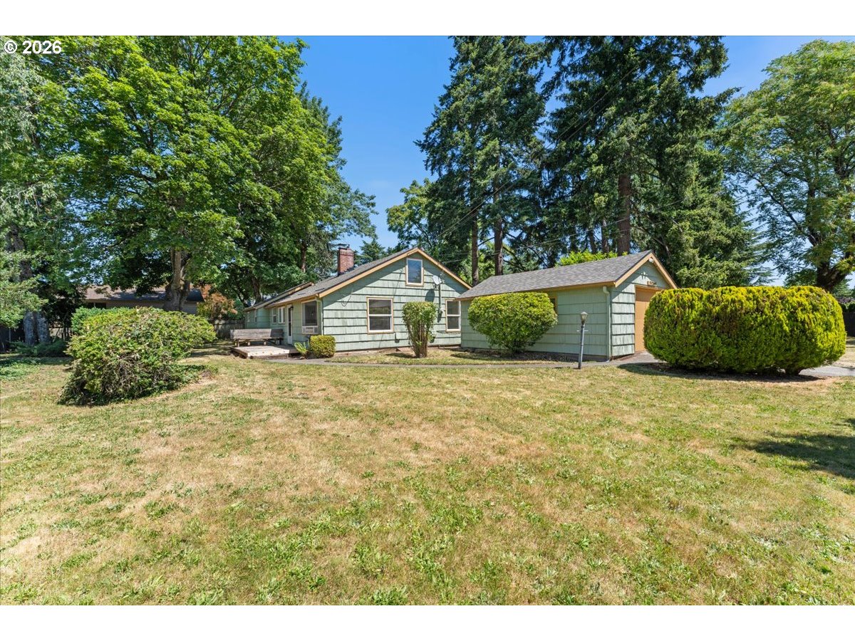 13209 Northeast San Rafael Street Portland, OR 97230 - Photo 29 of 35
