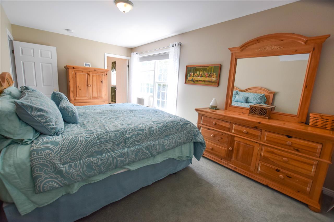 135 Hoyt Road Gilford, NH 03249 - Photo 14 of 40 Gallery Image 14