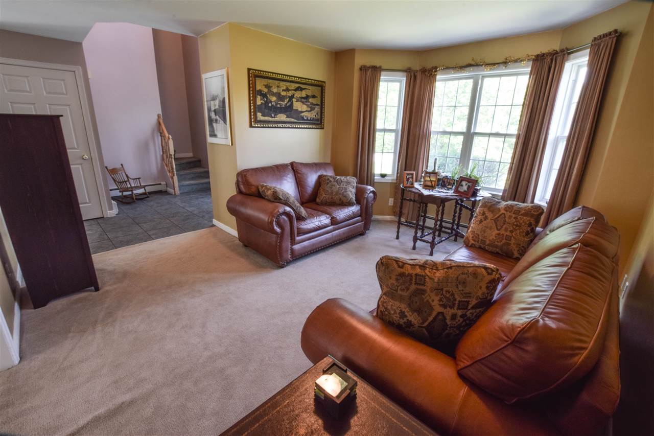 135 Hoyt Road Gilford, NH 03249 - Photo 8 of 40 Gallery Image 8
