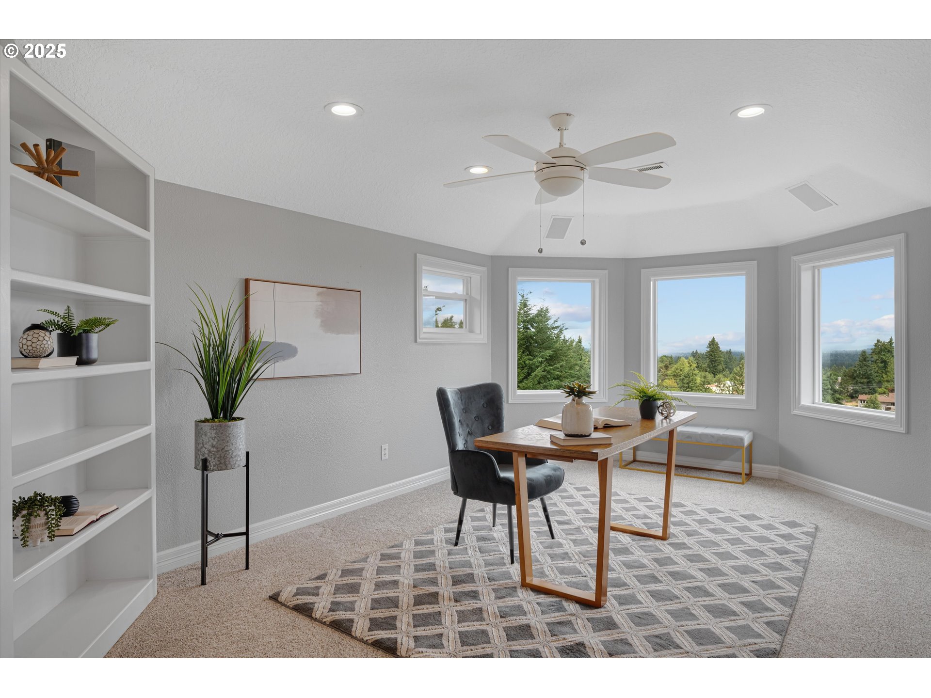 2350 Southwest Turner Road West Linn, OR 97068 - Photo 37 of 48 Den/Office